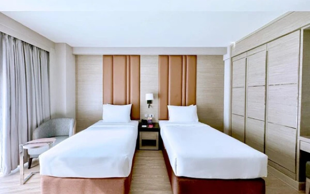 Ramada by Wyndham Bangkok Sukhumvit 11
