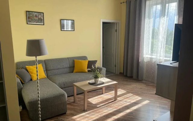 Na Sovetskoy Ulitse 1/3 Flat