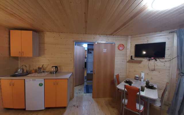 V Gostyah U Skazki Guest house