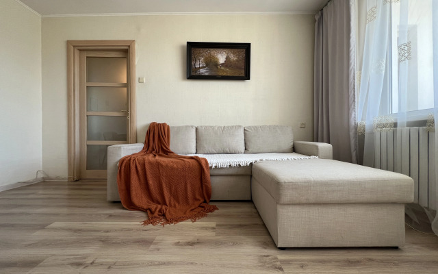 2-kom Fadeeva 13b-49 KakDoma Sevastopol Flat