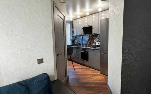 V Tsentre Goroda Flat