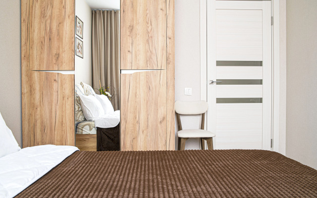 Апартаменты SunSet Чазова 2