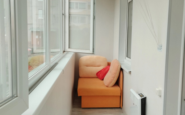 Na Sheksninskom Prospekte 45 Flat