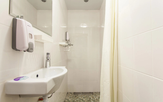 Winterfell Arbat Hotel