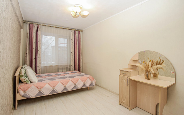 Квартира 2-к на Солнечной 37