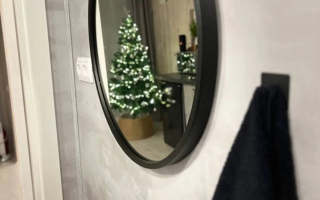 Частный дом  Belov House  с панорамным остеклением у леса