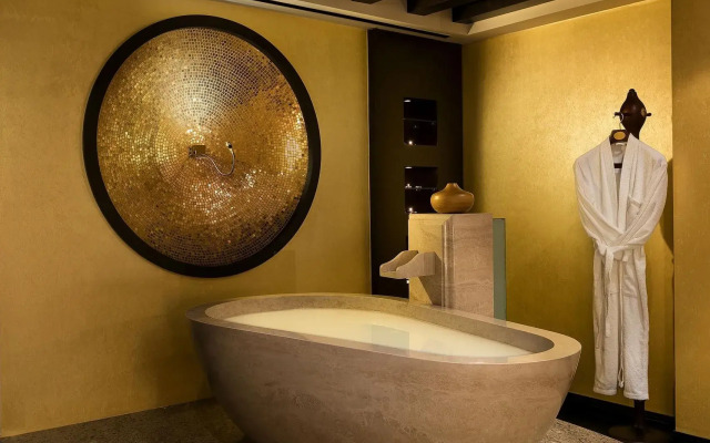 Titanic Mardan Palace