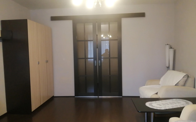 Dvushka Na Naberezhnoy Flat