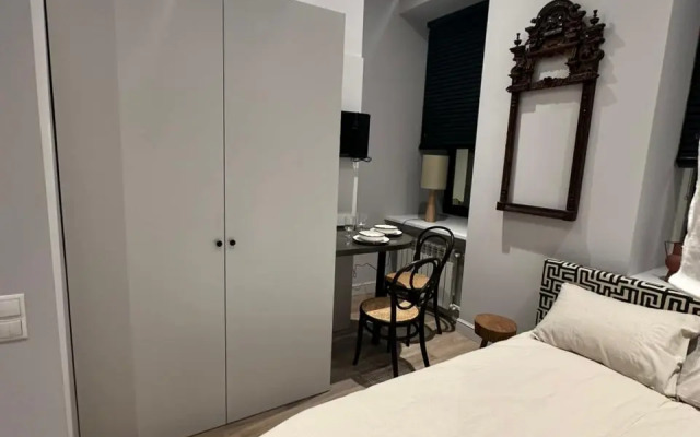 Апартаменты Дизайнерская студия в центре столицы