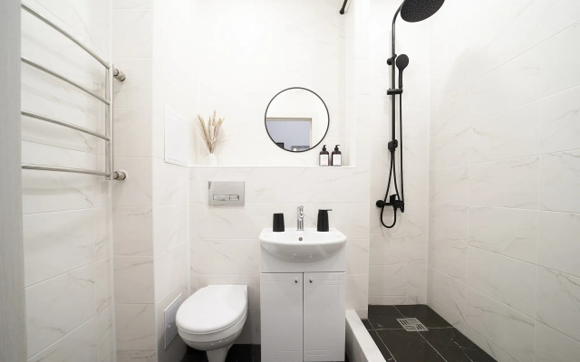 Квартира Родионова 202/2-70