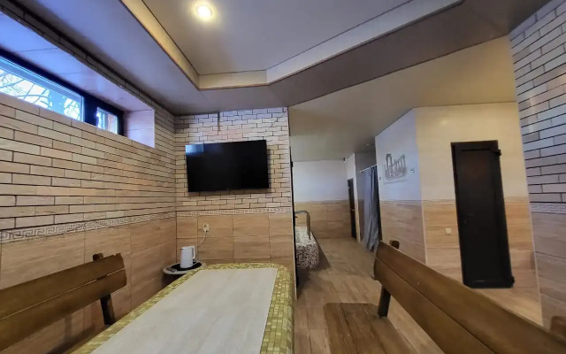 DeLyuks Mini-Hotel