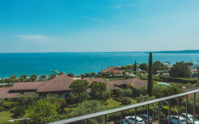 Отель AHG Riva Del Sole Hotel - Adults Only