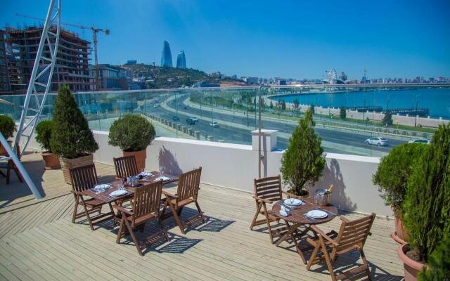 Hotel Golden Coast