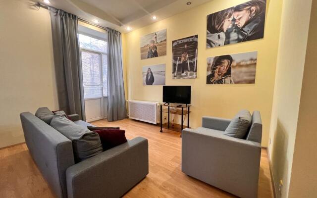 Lesnoy Prospekt Dom 32 Apartments
