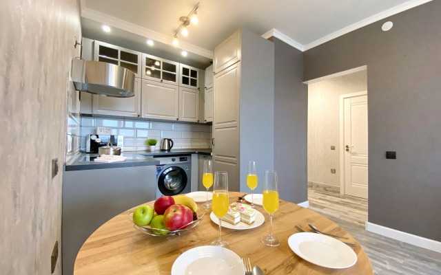 Konstantinov Apartments Na 1905 Goda Flat