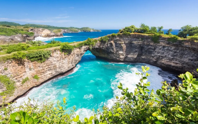 Курортный отель The Dewi Premier