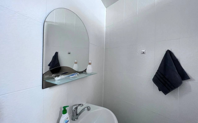 Na Prospekte Traktorostroiteley, 56 K1 Flat