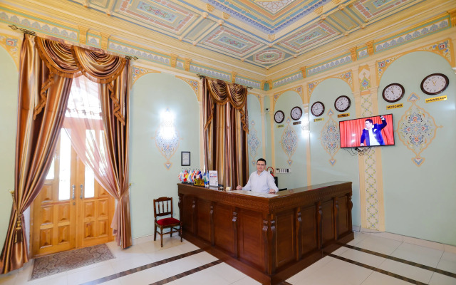 Yangi Sharq Hotel