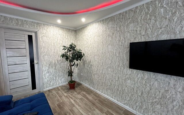 Ulitsa Botvina 8 Flat