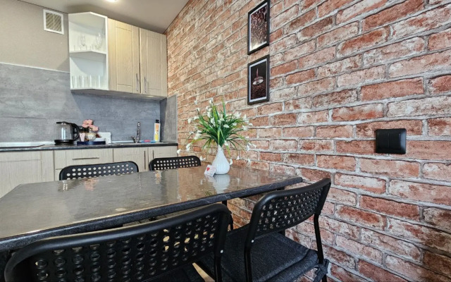 Dvuhurovnevaya Khadi_Home nedaleko ot ZhD i avtovokzala Flat