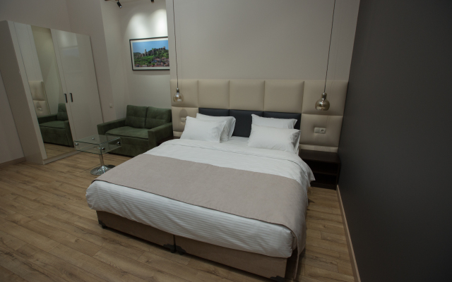 Отель History Tbilisi