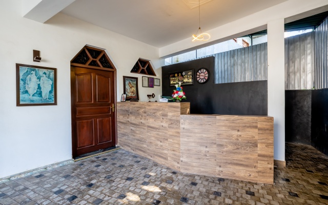 Yoho Royal Mount Hotel
