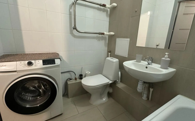 Na Ulitse Monastyrskaya 46 Flat