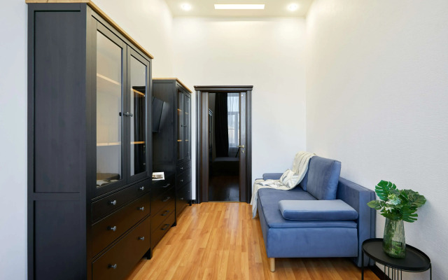 FlatStay Podyezdnoy 17 Apartments