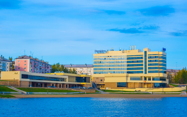 Отель Демидов Плаза