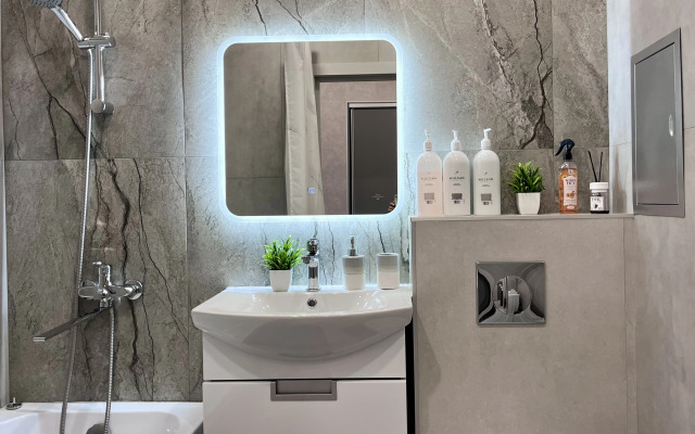 Квартира Стильная Квартира-студия с Кондиционером Возле Аэропорта