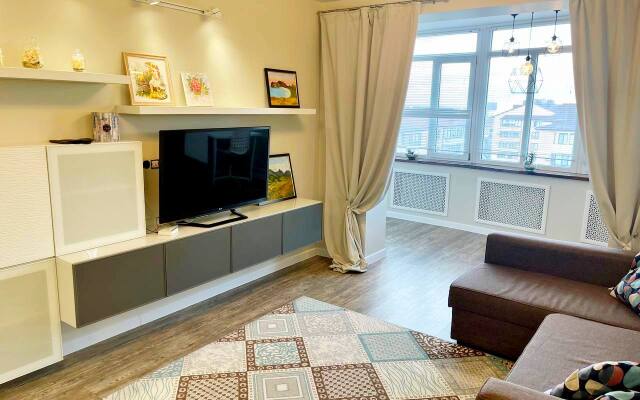3-Kh Komnatnye 2-Kh Urovnevye Apartments