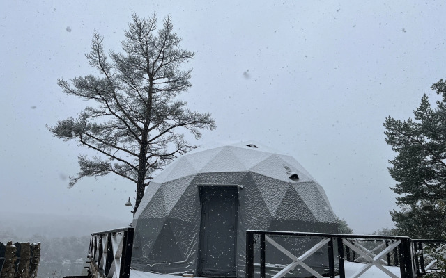 Глэмпинг Глэмпгеокупол "Домик на Оке" Таруса