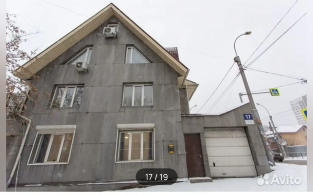 Квартира Большая комфортная студия на Кирова рядом с остановкой