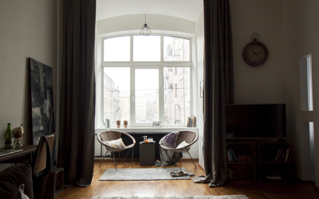 Апартаменты с эркером Александра Блока