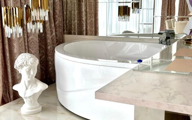 Апартаменты Атмосфера комфорта студия Золотая антилопа с лоджией