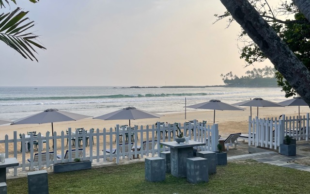 Smeralda Beach Hotel Dikwella Boutique Hotel