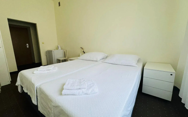 Отель Mazowiecki