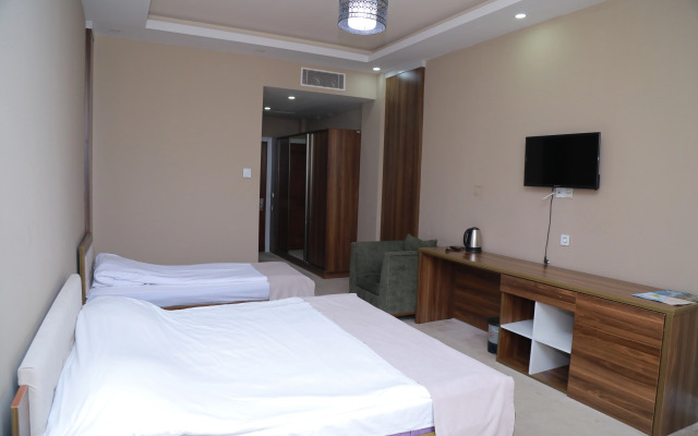 Arena Lankaran Hotel