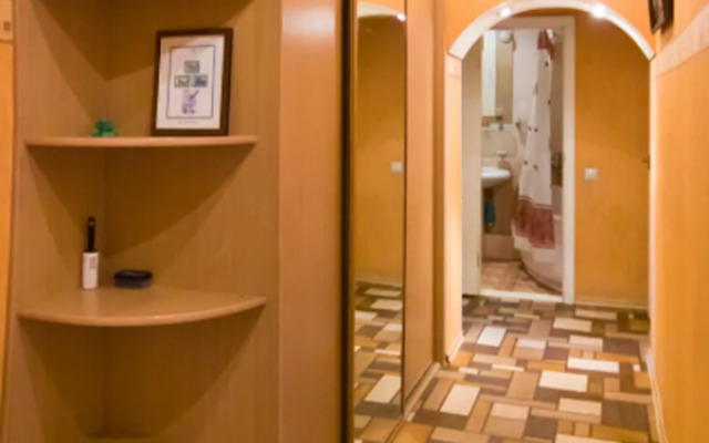 Квартира трёхкомнатная Воскресенская 6