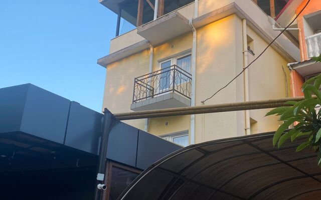 Feliz Like Home Mini-hotel