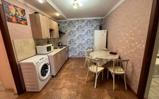 Квартира на Саперном Переулке 8