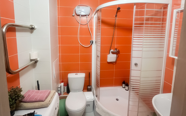 Квартира Уютная Светлая Студия в 8 минутах от метро Парнас