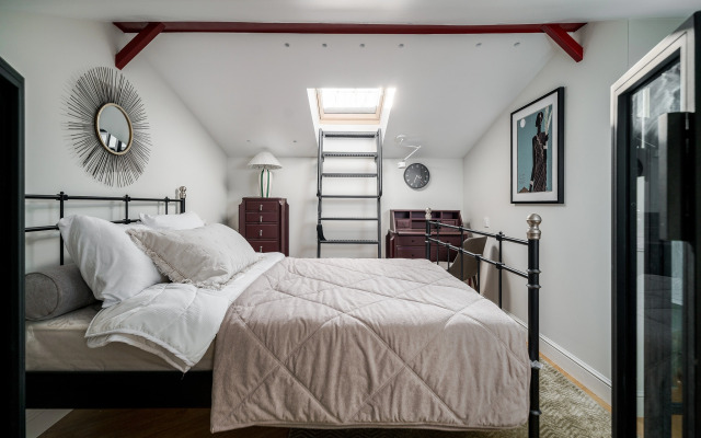 Квартира Эксклюзивная Двухуровневая  Good Karma с Собственной Террасой