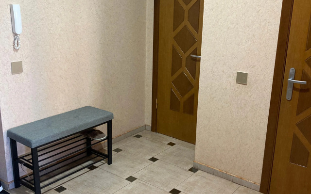 Uyut Flat