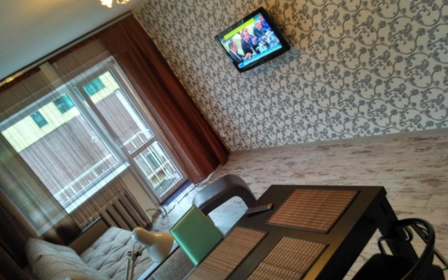 Апартаменты на Театральной 33