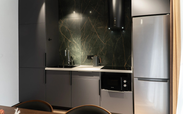 Квартира Дизайнерская Студия возле Парка Вокруг Света