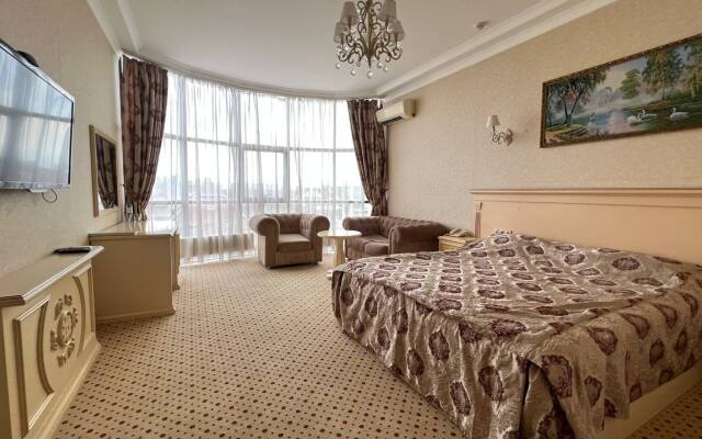 Resident Hotel