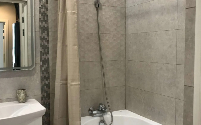 Квартира просторная в ЖК Атлантис-2