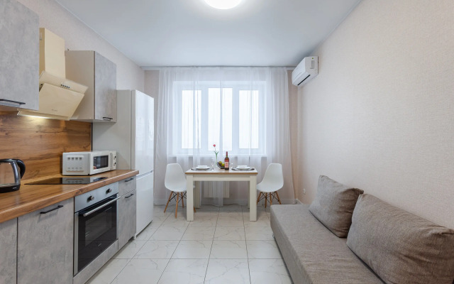 V Tsentre Goroda Apartment
