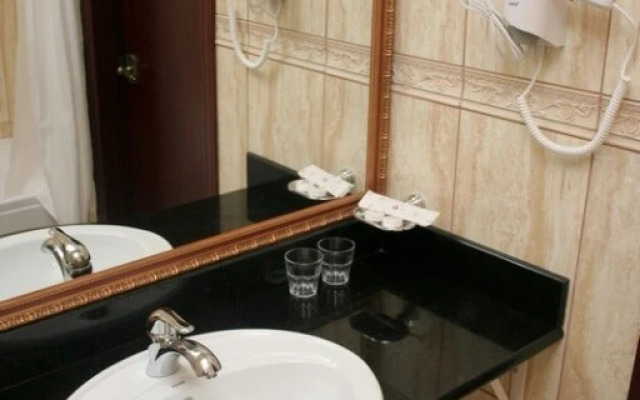 Hotel Gostinitsa Komandor